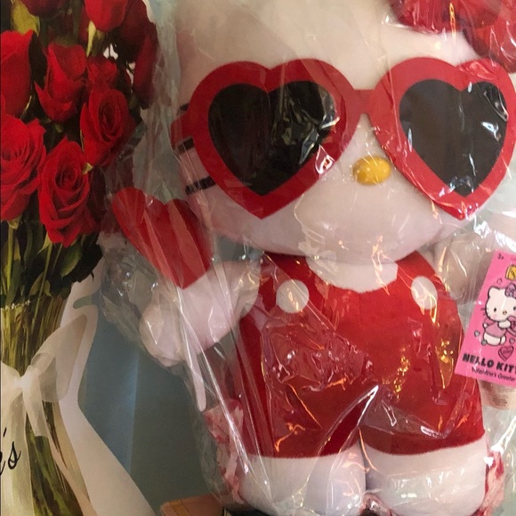 HUGE HELLO KITTY - Picture 4 of 9